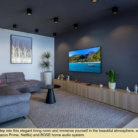 Sky Pool Villa Medveja