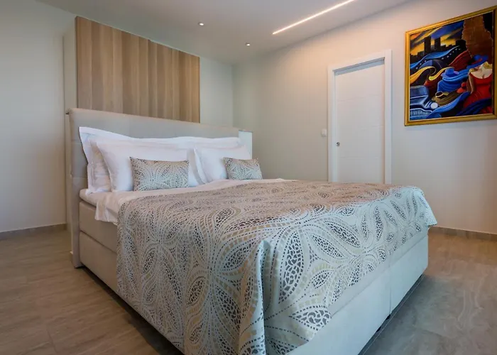 Sky Pool Медвежа