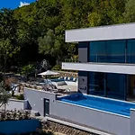 Sky Pool Villa
